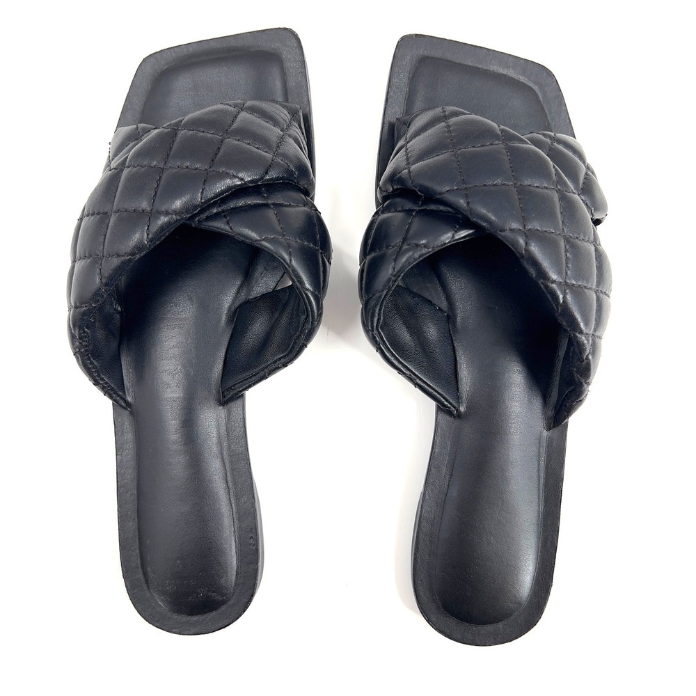Gianni Bini Black Quilted Leather Square Toe Crisscross Slide‎ Sandals 5.5M